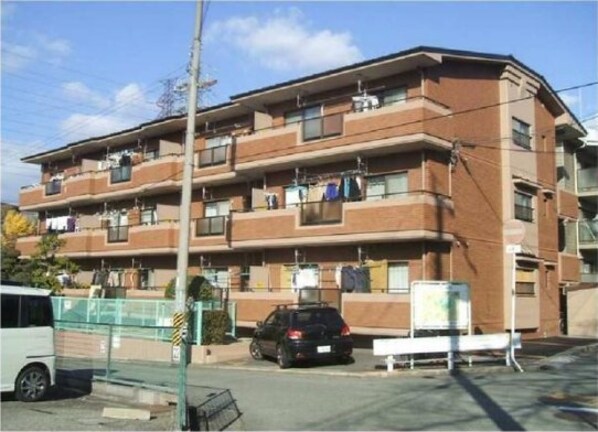 ヴィラ谷内の物件外観写真